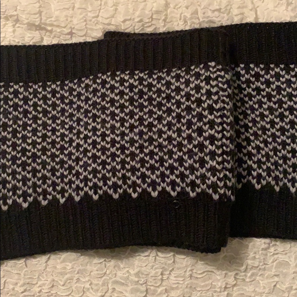 Lululemon knit infinity scarf!